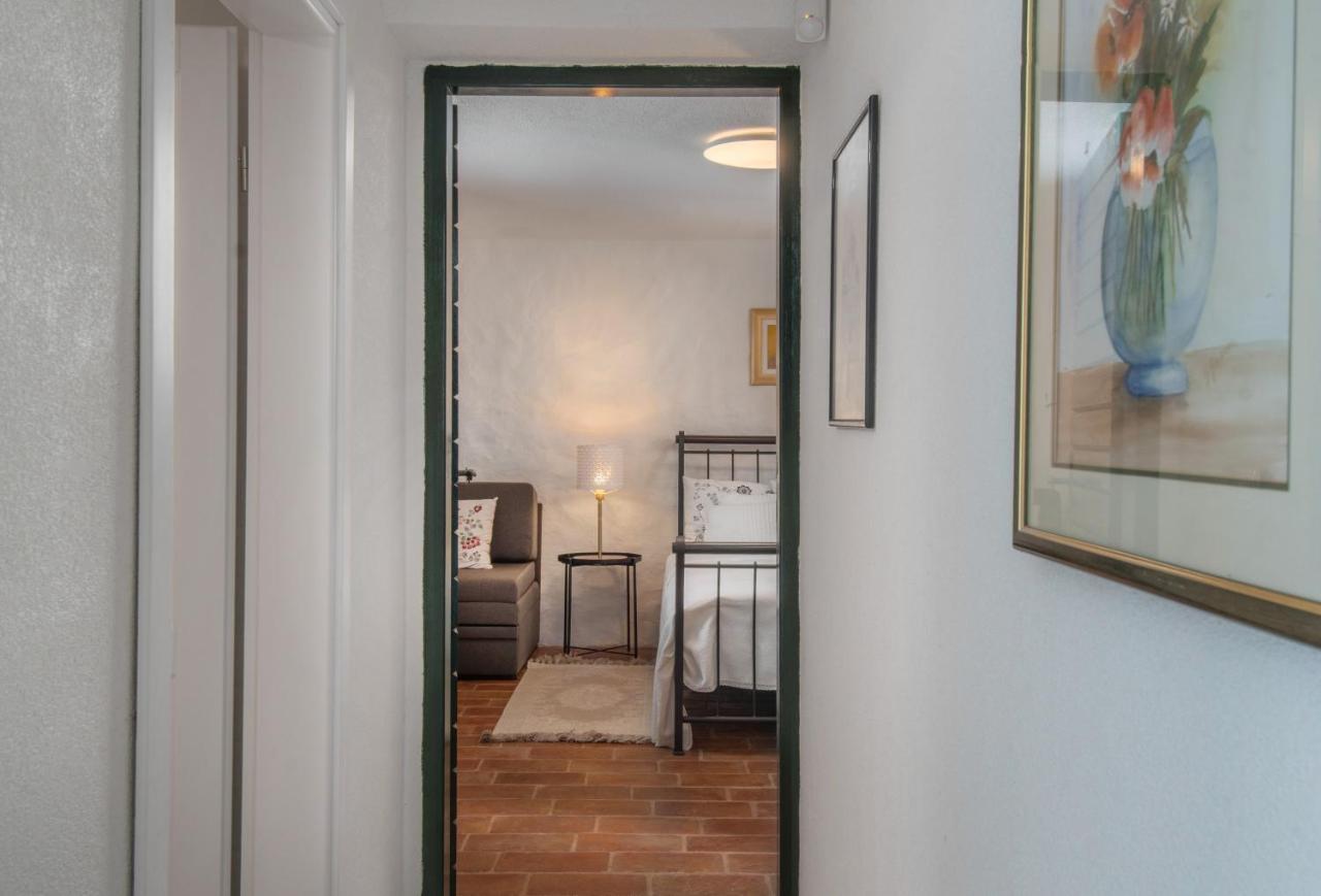 Villa Manda Korina Klis Buitenkant foto