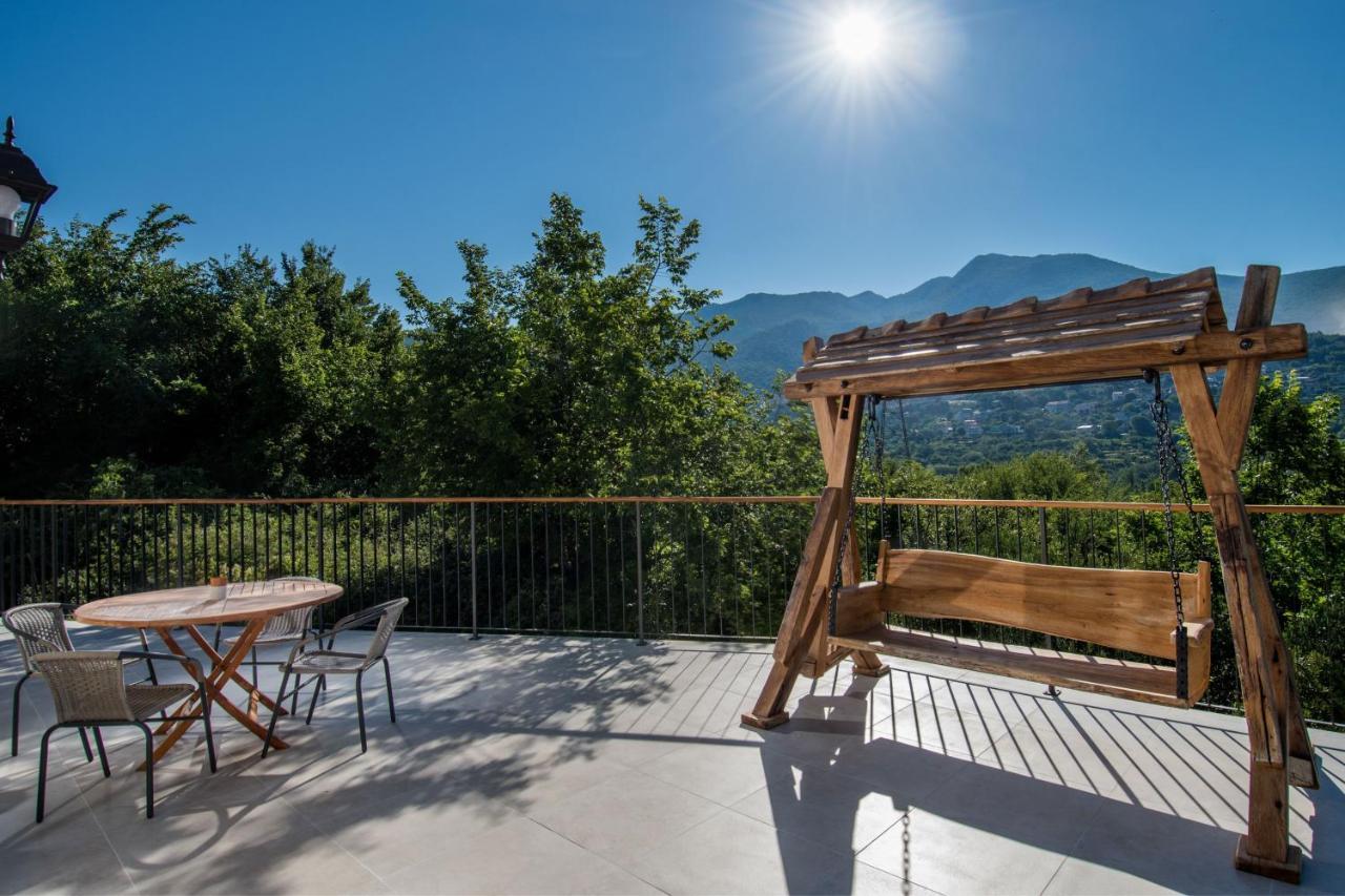 Villa Manda Korina Klis Buitenkant foto